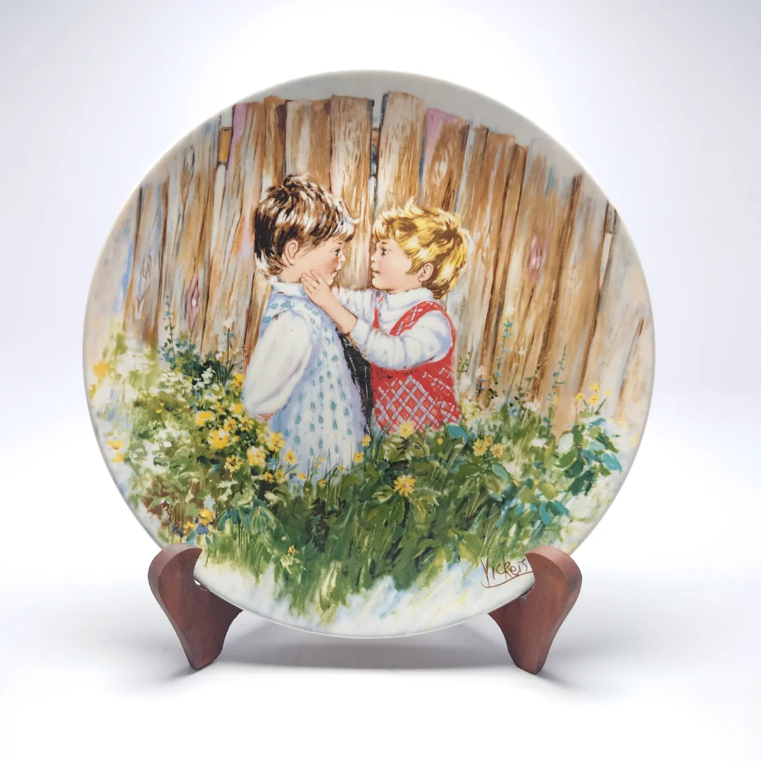 DSC_0353 Wedgwood Collector's Plate: "Be My Friend" - Image 1