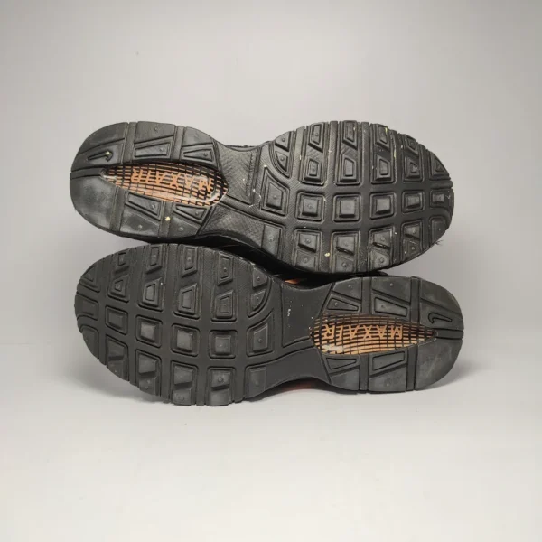 Nike Torch 4 - Image 6