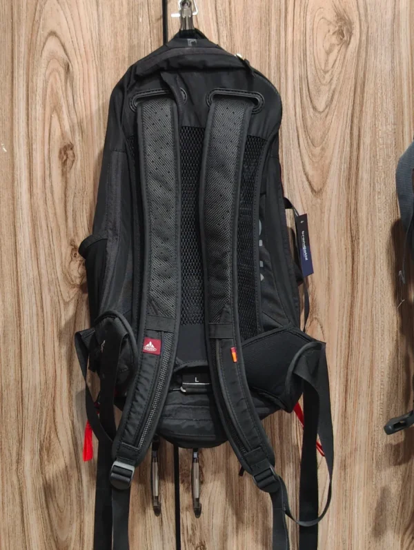 Vaude Wizard Air 24+4 Hiking Backpack - Image 2
