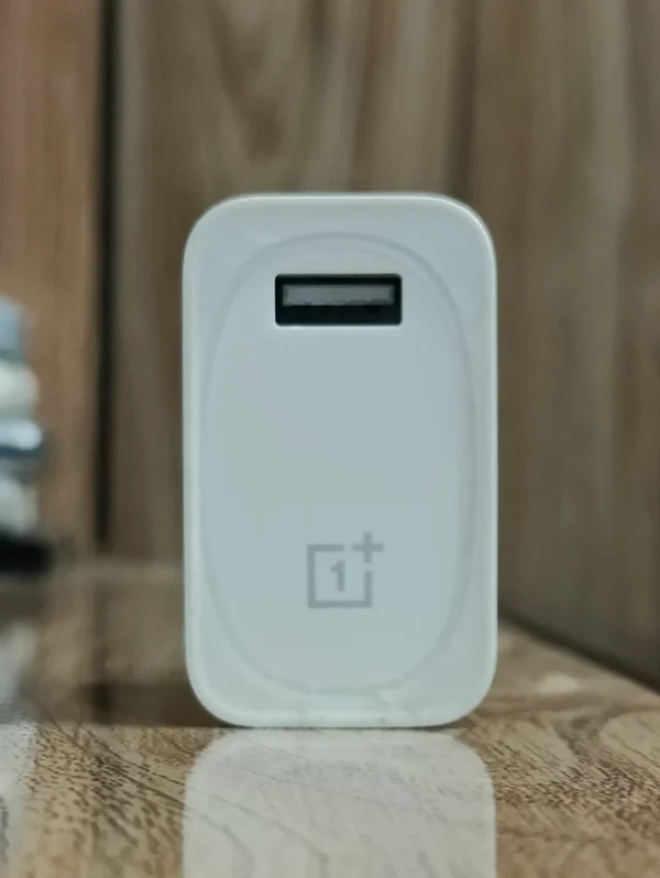 One Plus 30W Charger - Image 2