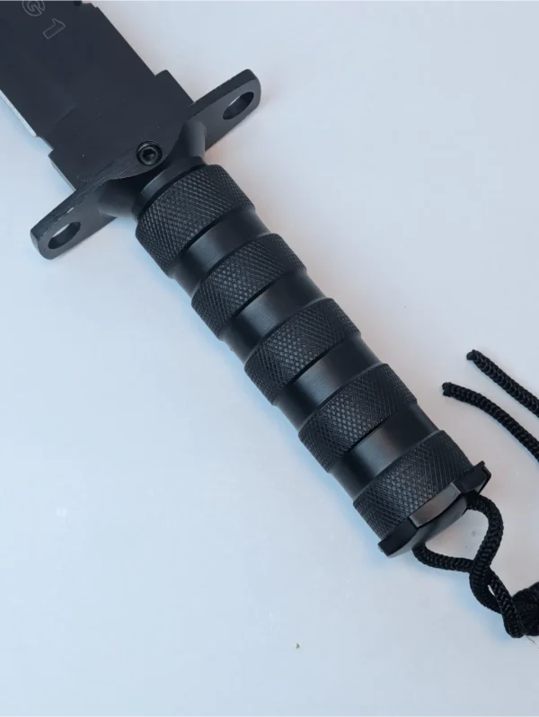 Jungle King Survival Knife with Stainless Steel Blade, Multi-Tool Sheath & Survival Kit - Image 4