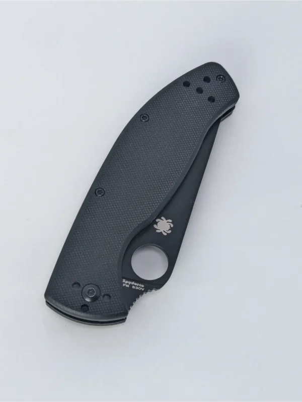 Spyderco S30v Tenacious Lightweight Folding Knife - Black Blade with Combo Edge - Image 4