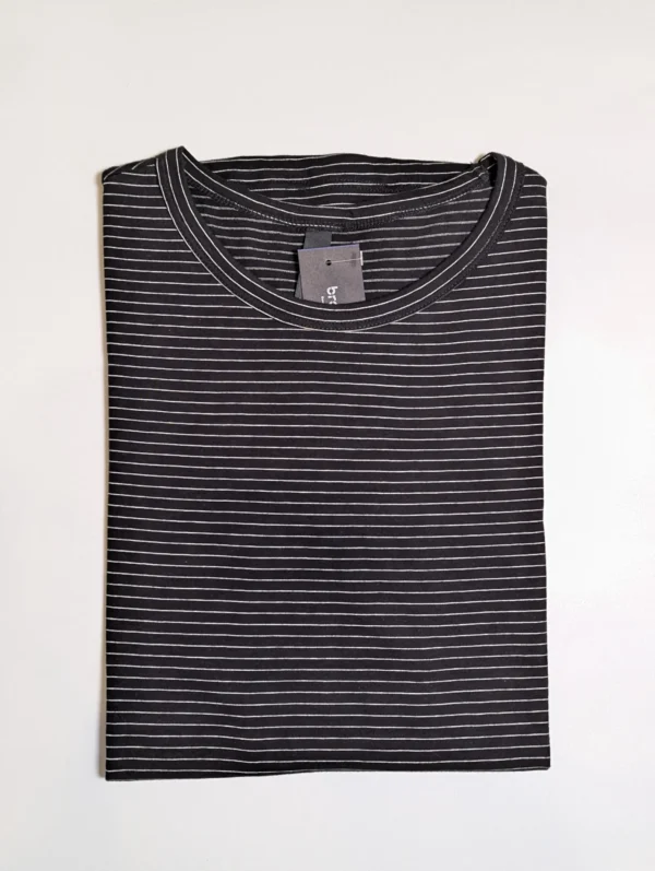 H&M T Shirt for men - Image 2
