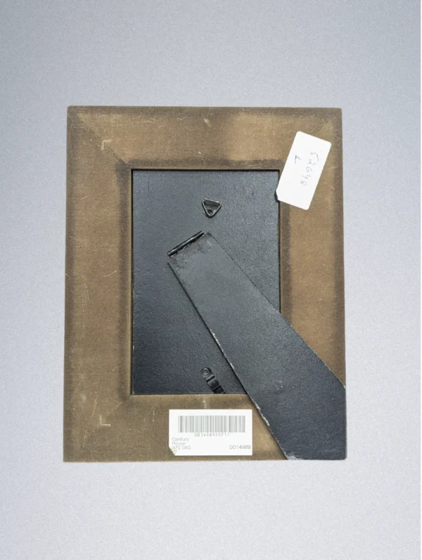 9.5" x 5.5" Wooden Studded Photo Frame – Rustic Home Decor Frame - Image 5