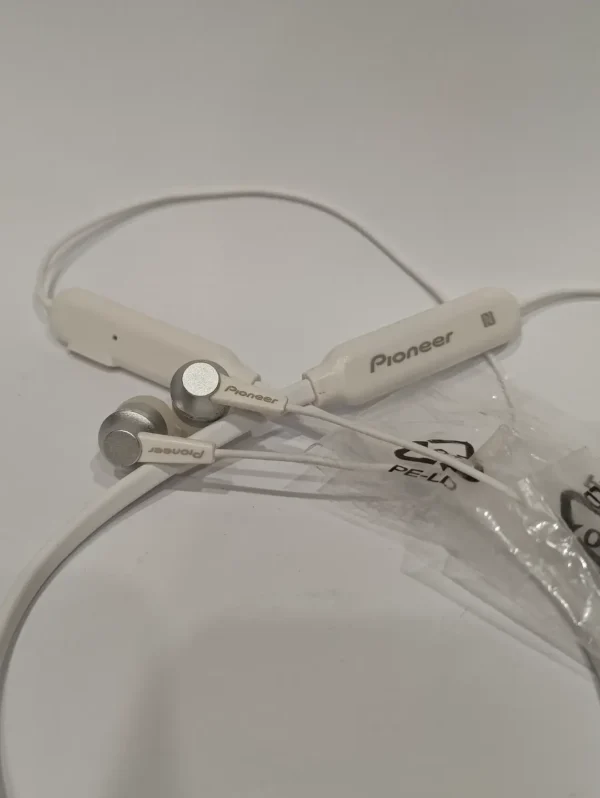 Pioneer SE-C7BT-W Neckband Wireless Earphones - Image 2