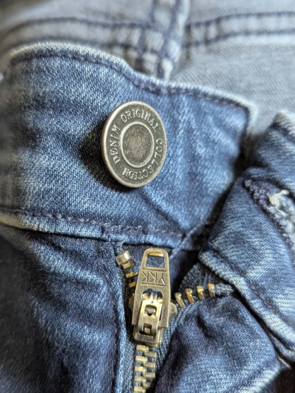 Men's Denim Shorts Tag Removed - Image 5