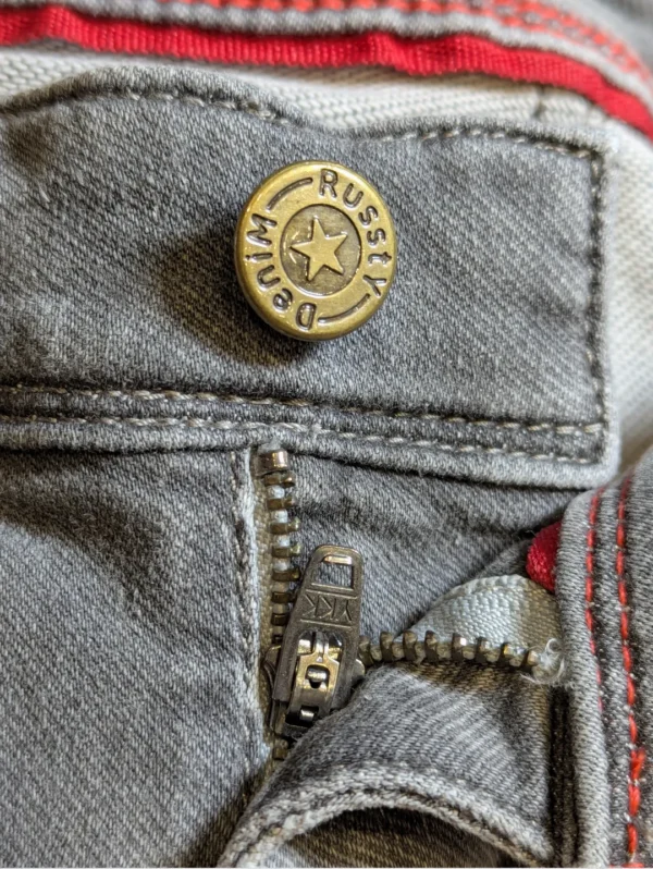 Easy Wear Men's Denim Shorts - Image 5