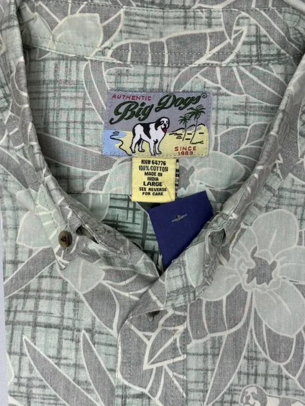 Big Dog's Green Floral Cotton Shirt - Men's short-sleeve Hawaiian shirt with a light green and white tropical floral print and an embroidered dog logo on the chest.