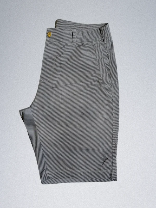 Old Navy Men's Short - Image 3