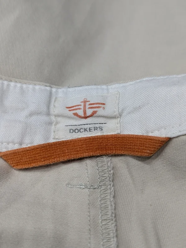 Docker's Men's Cargo Short - Image 7