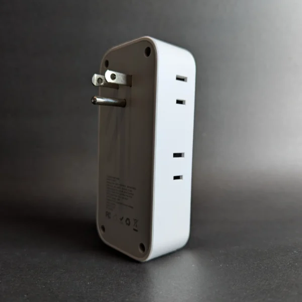 TESSAN TS-166-C Wall Outlet Extender with USB-C & USB-A, 6 Outlets, 3 USB Ports - Image 5
