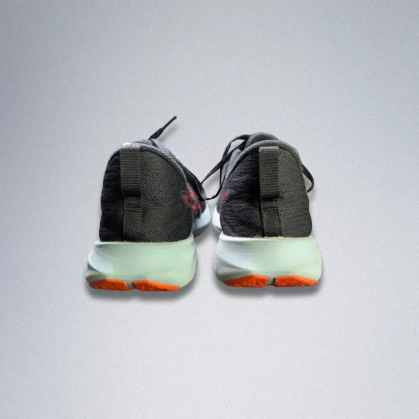 Asics Novablast 3 - Image 7