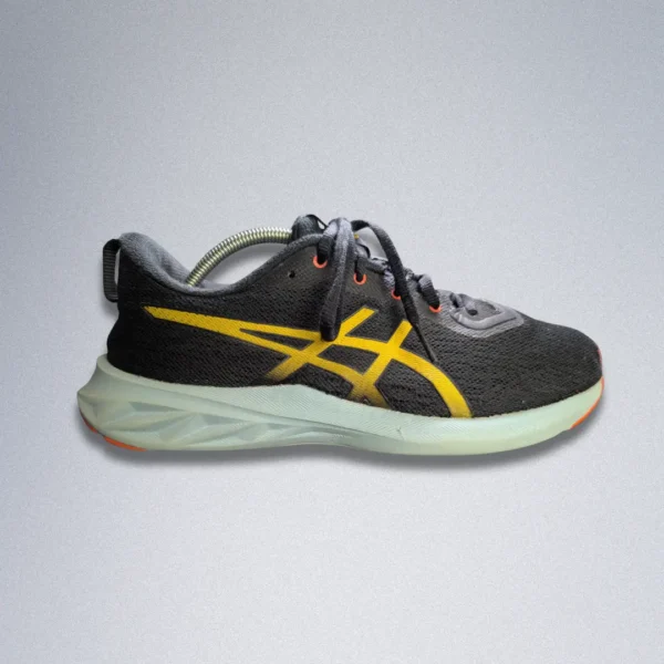 Asics Novablast 3 - Image 4