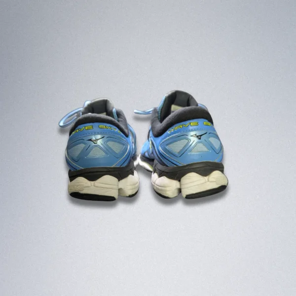 Mizuno Wave Sky 2 - Image 7
